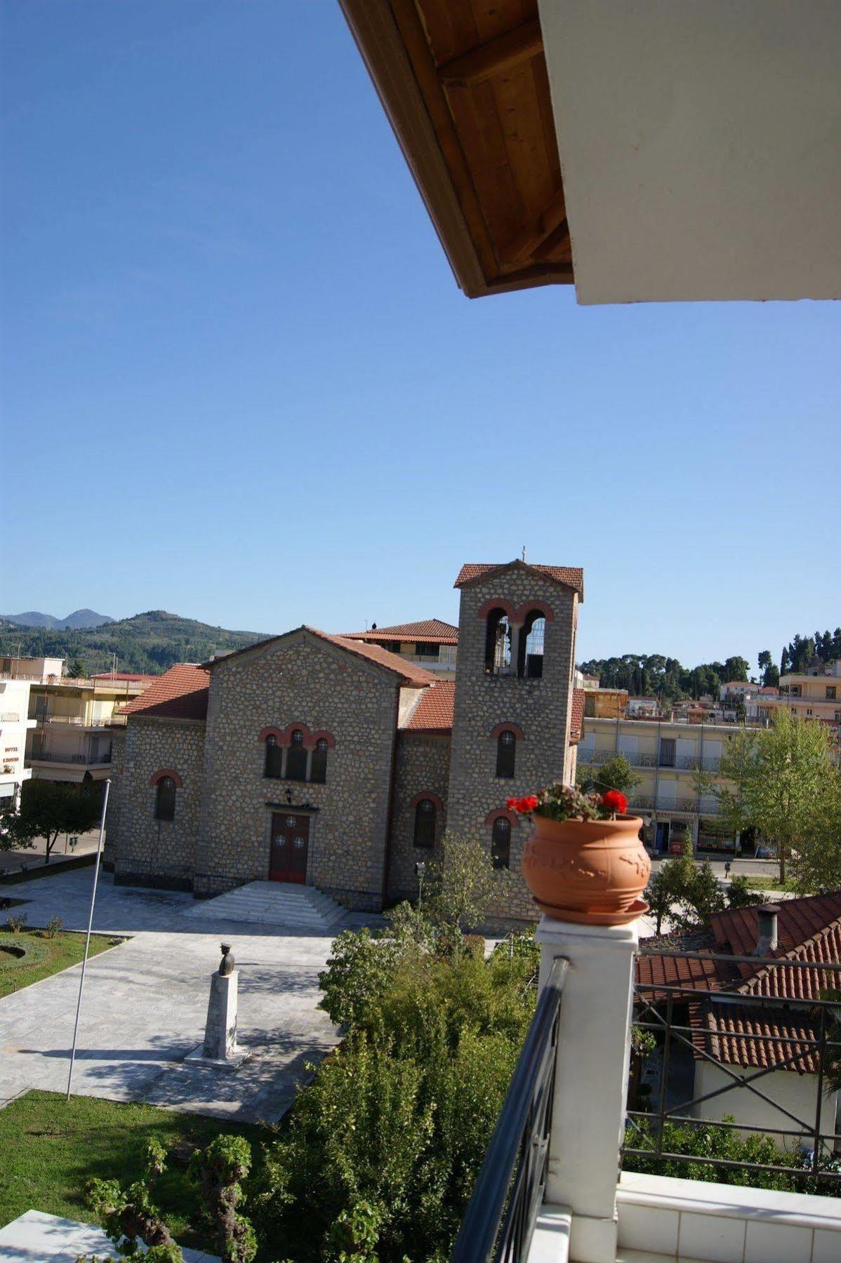 Hotel Pelops Ancient Olympia Bagian luar foto